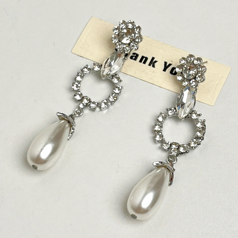 Sparkling Diamond Flower Water Drop Pearl Long Dangle Earrings for Women â€“ Elegant 2025 Fashion Jewelry Trend