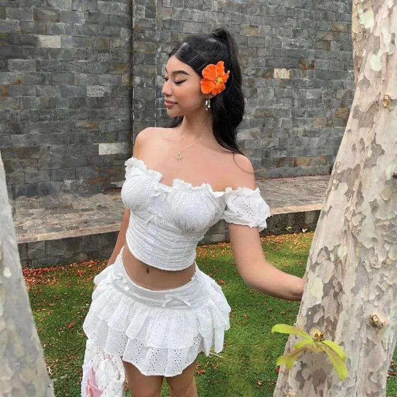 Stylish Work Outfits, Outfit Summer Ideas Coquette Broderie Anglaise Top & Mini Skirt Two Piece Set