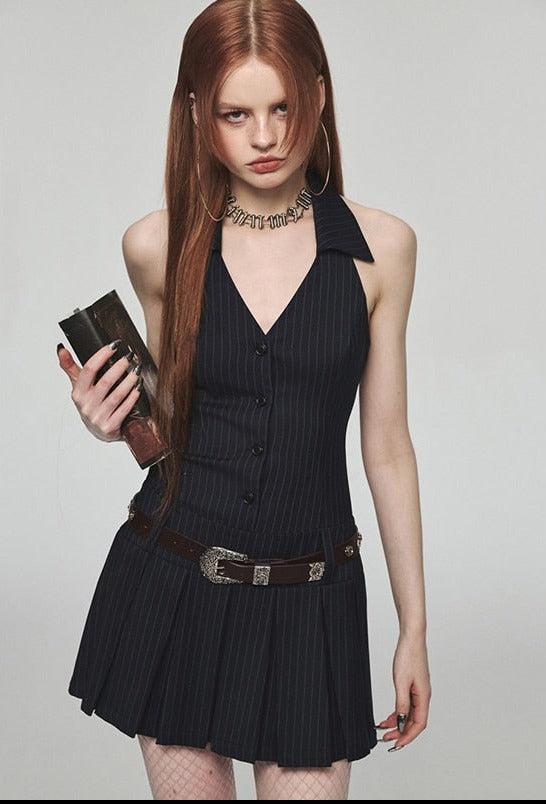 Stylish Work Outfits, Outfit Summer Ideas Dark Academia Halter Mini Dress