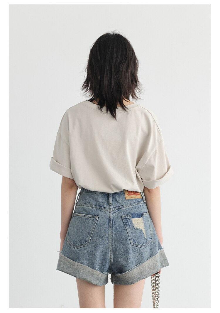 Stylish Work Outfits, Outfit Summer Ideas Distressed and Slit Jean Shorts