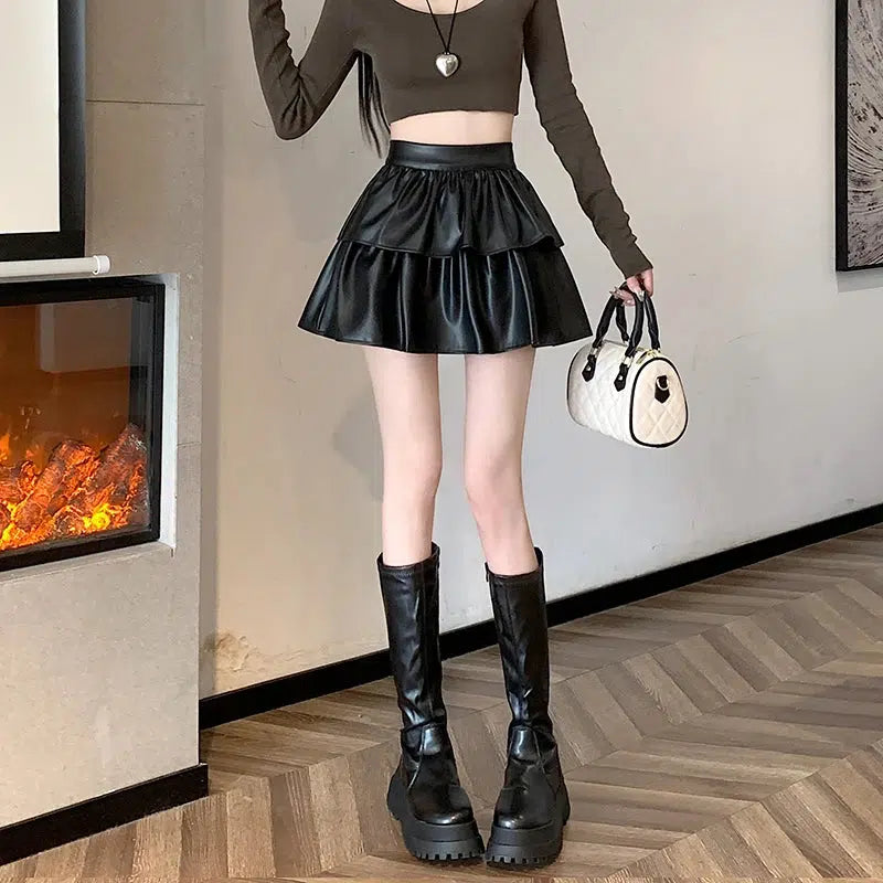 Stylish Work Outfits, Outfit Summer Ideas Faux Leather A-Line Mini Skirt