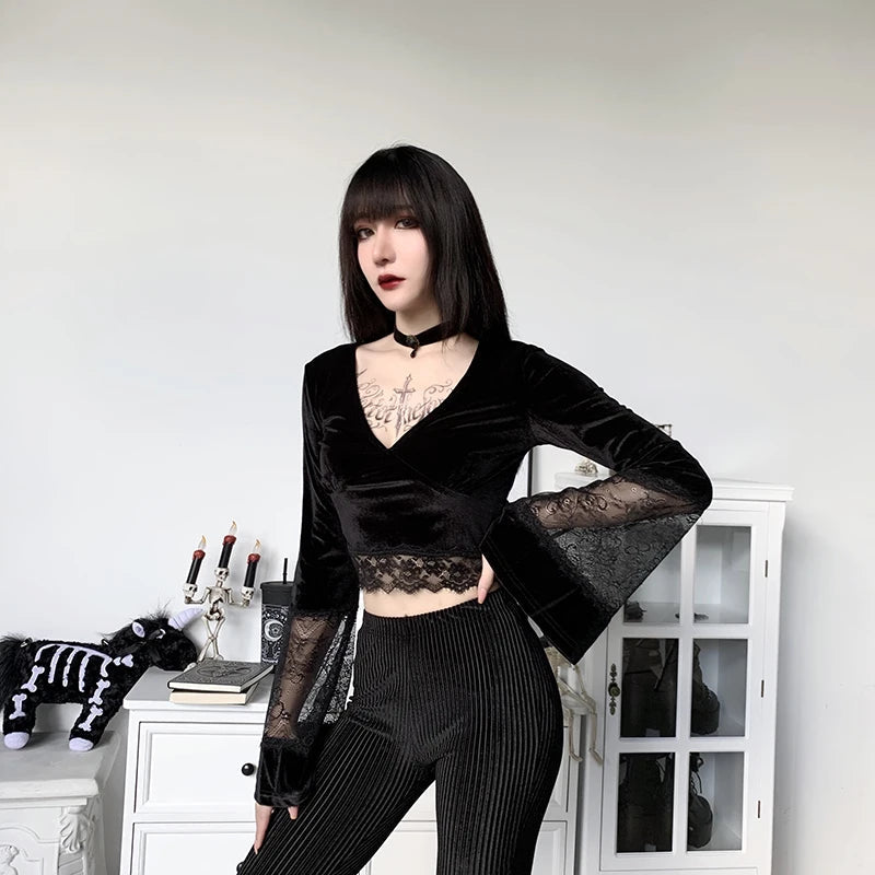 Stylish Work Outfits, Outfit Summer Ideas Goth Lace Flare Cuffs Crop Top