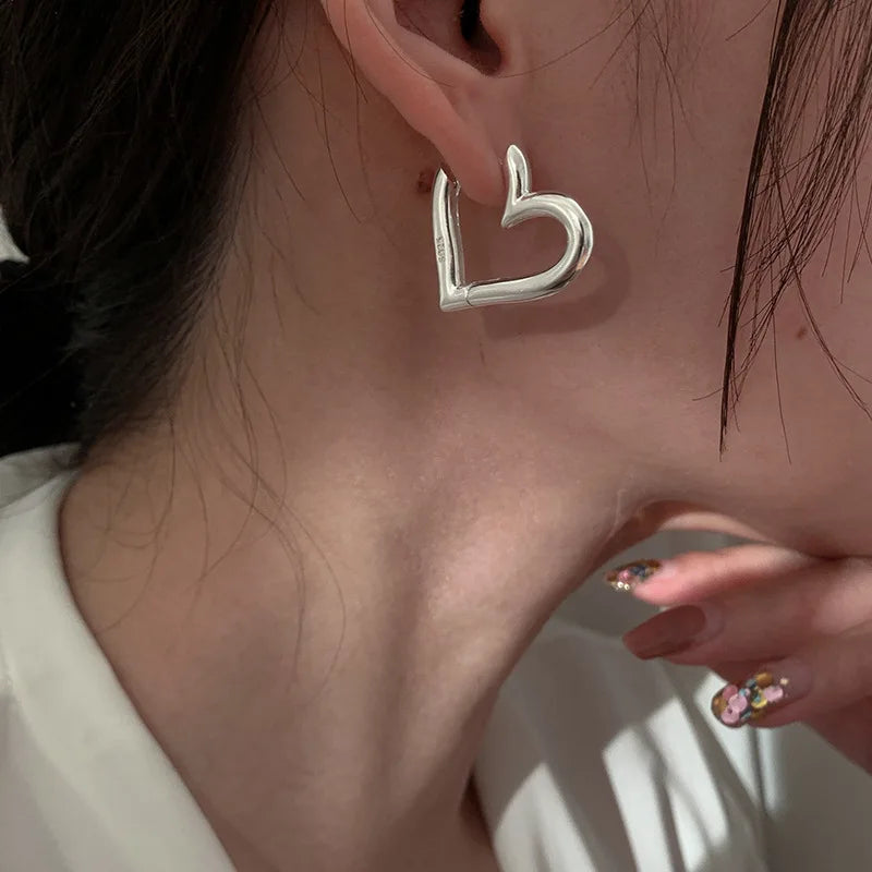 Stylish Work Outfits, Outfit Summer Ideas Open Heart Earrings