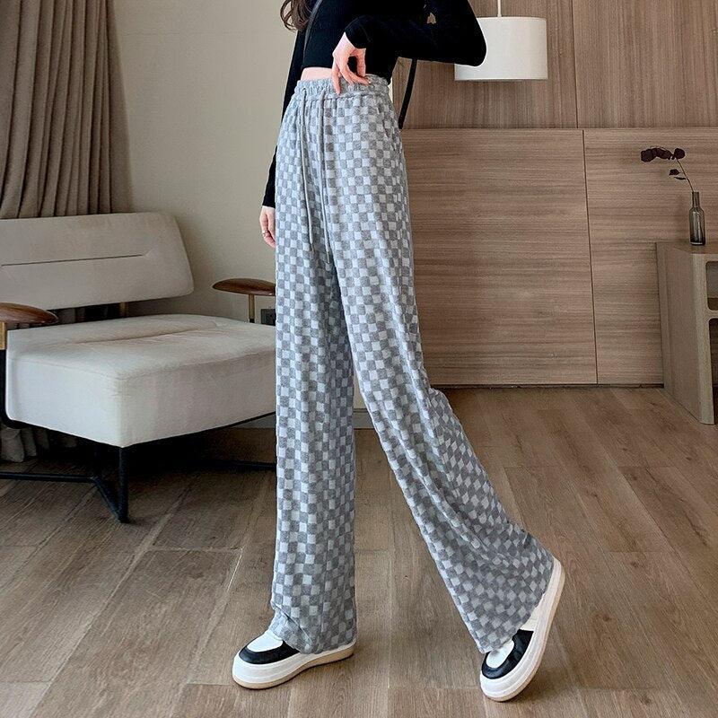 Stylish Work Outfits, Outfit Summer Ideas Y2K Checkered Sweatpants