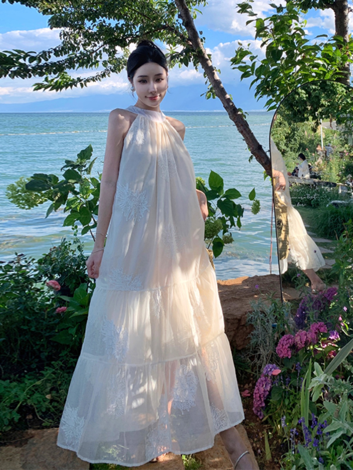 Summer Sleeveless Dress with Heavy French Embroidery â€“ High-End Seaside Vacation Style, Perfect for Beach Days and Fairy Aesthetic