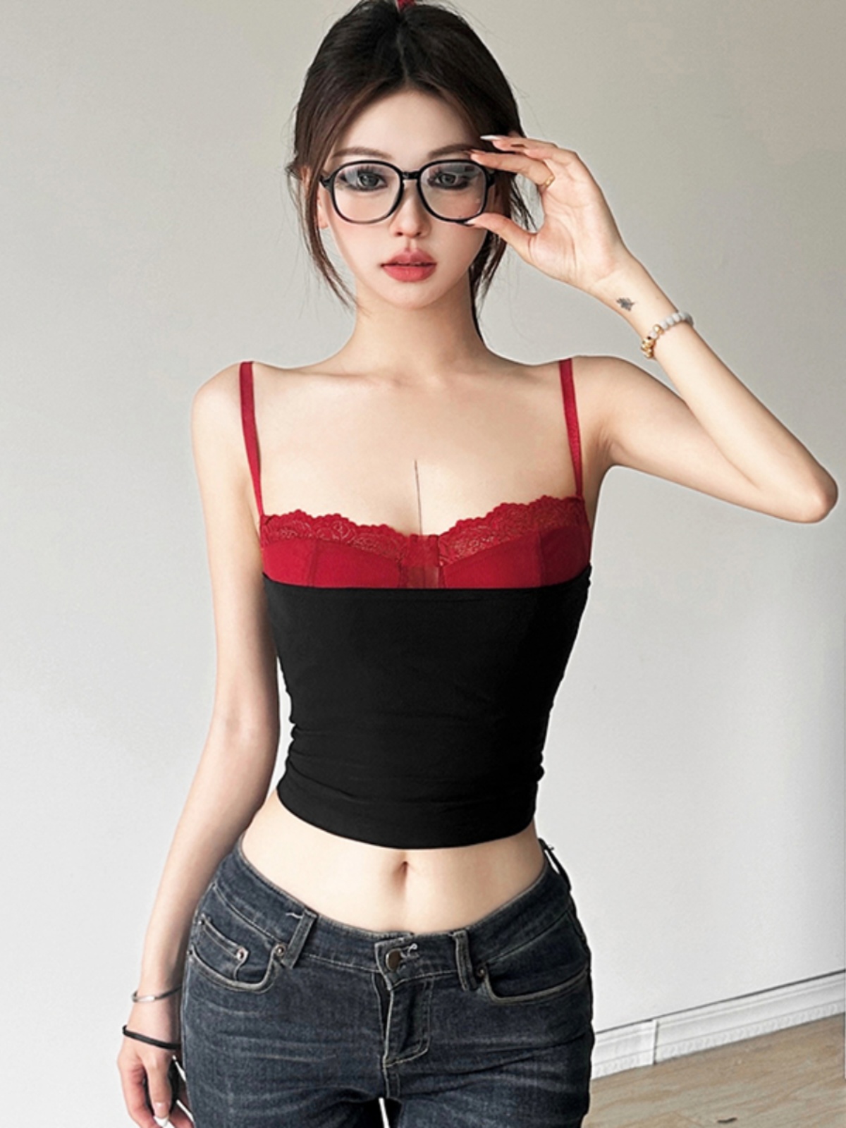Sweet and Spicy Color-Blocked Lace Spliced Camisole - Slim Fit Short Top for Women - Summer Style, Trendy and Sexy