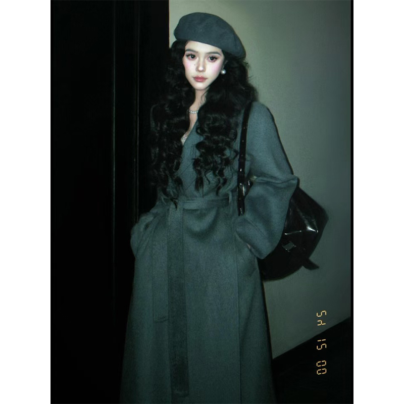 Thigh-Length Double-Sided Wool Coat with Scarf Collar â€“ Trendy High-End Mid-Length Fashion Outerwear
