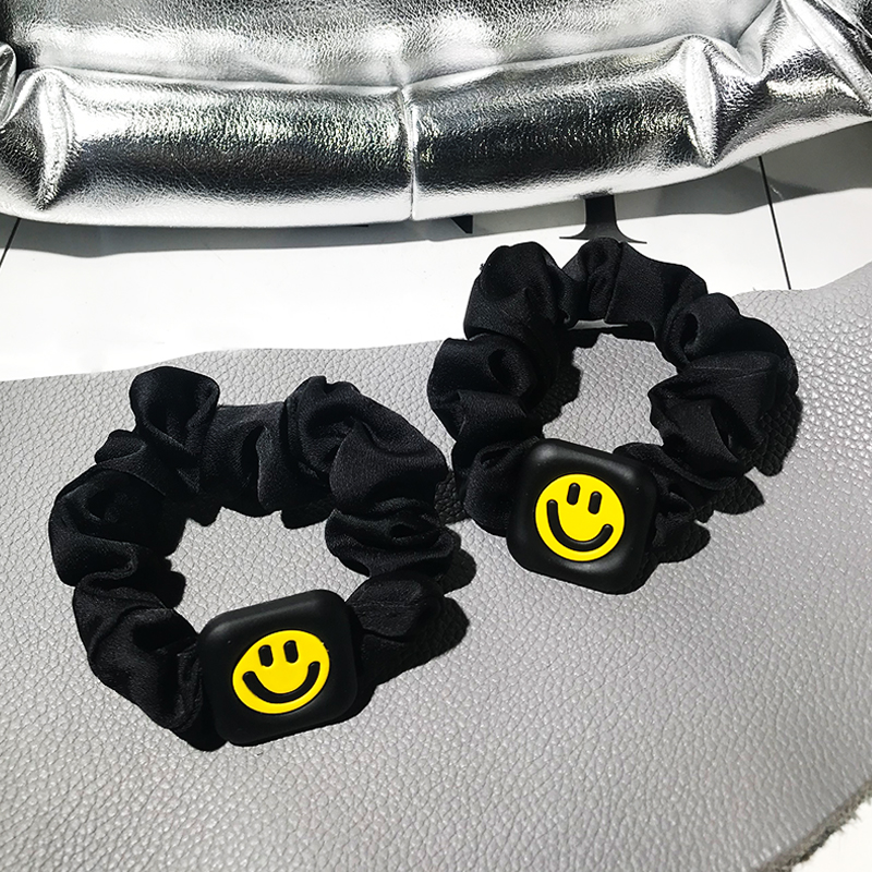 Trendy Black Hair Tie with Smiley Face - Chic French High-End Design Hair Band for Women, Niche Style Accessory