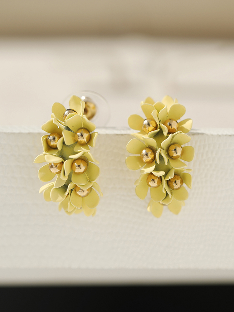 Trendy Floral Half-Circle Earrings for Women - Versatile Pink Fresh Design - Stylish Accessories for Every Occasion