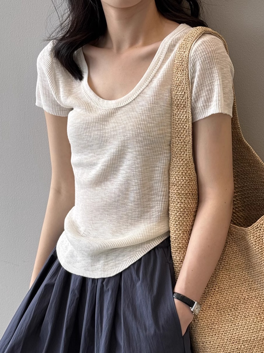 U-Neck Minimalist Short Sleeve T-Shirt for Women - 2025 Summer Slim Fit Knitted Top, Straight Shoulder, Casual Essential