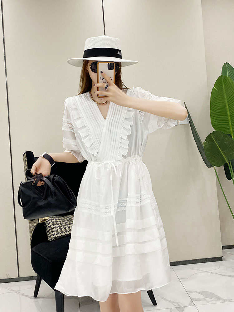 V-Neck Pleated Ruffle Lace Trim Tie Waist Solid Color Dress - European Summer Style for Women