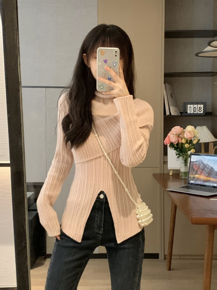 V-Neck Slimming Long Sleeve Knitted Cross Sweater Top for Women - Early Spring Fashion, Trendy 90s Style, Perfect for Layering