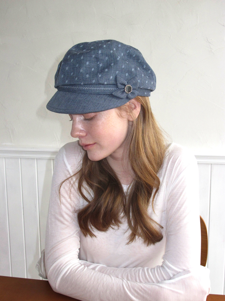 Versatile Retro Polka Dot Painter Hat for Women - Cute Floral Design, Stylish Face-Enhancing Accessory for Spring and Summer