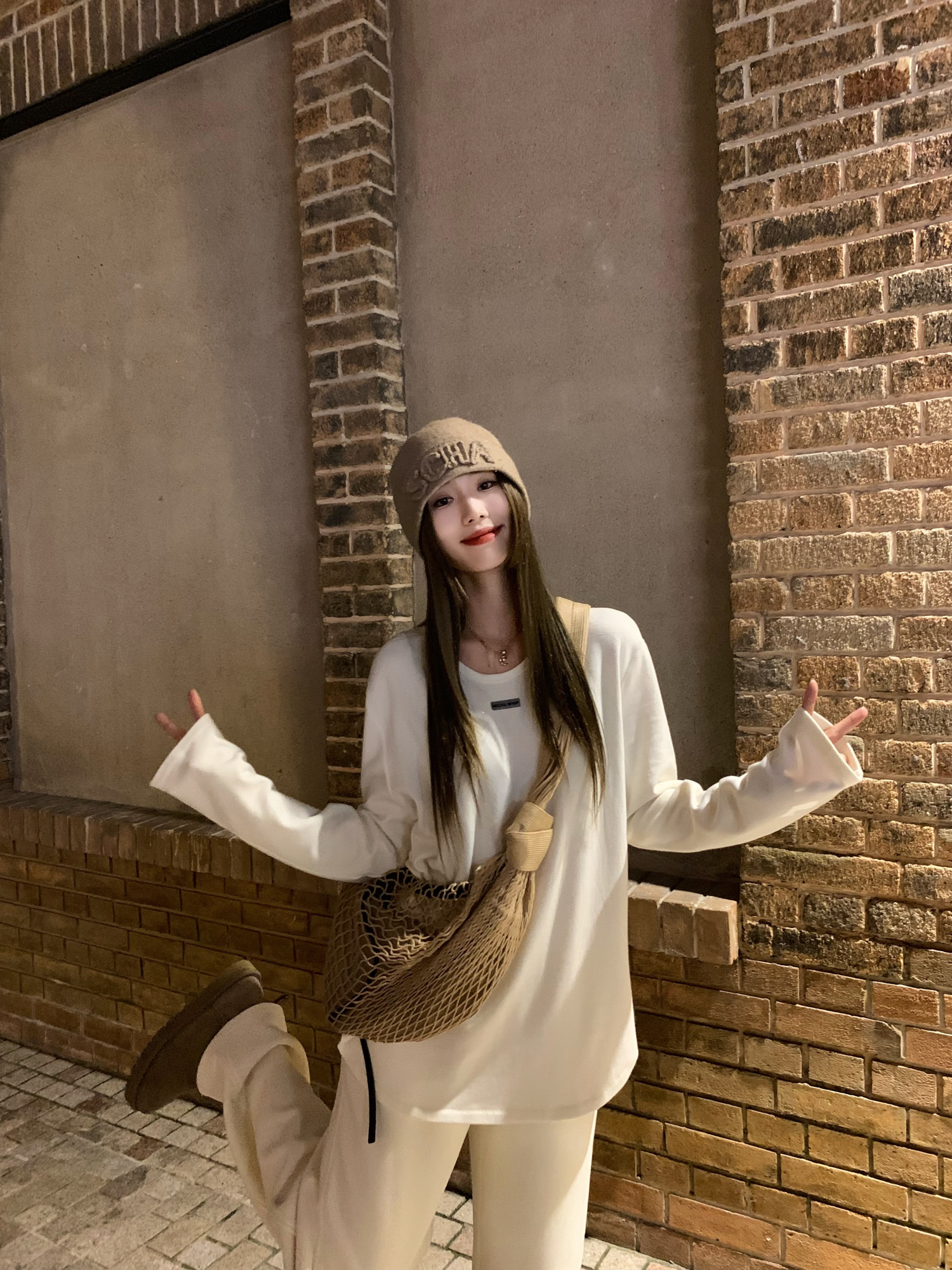 Versatile Thick Fleece Long Sleeve T-Shirt for Women - Round Neck Casual Base Top in Cozy Style