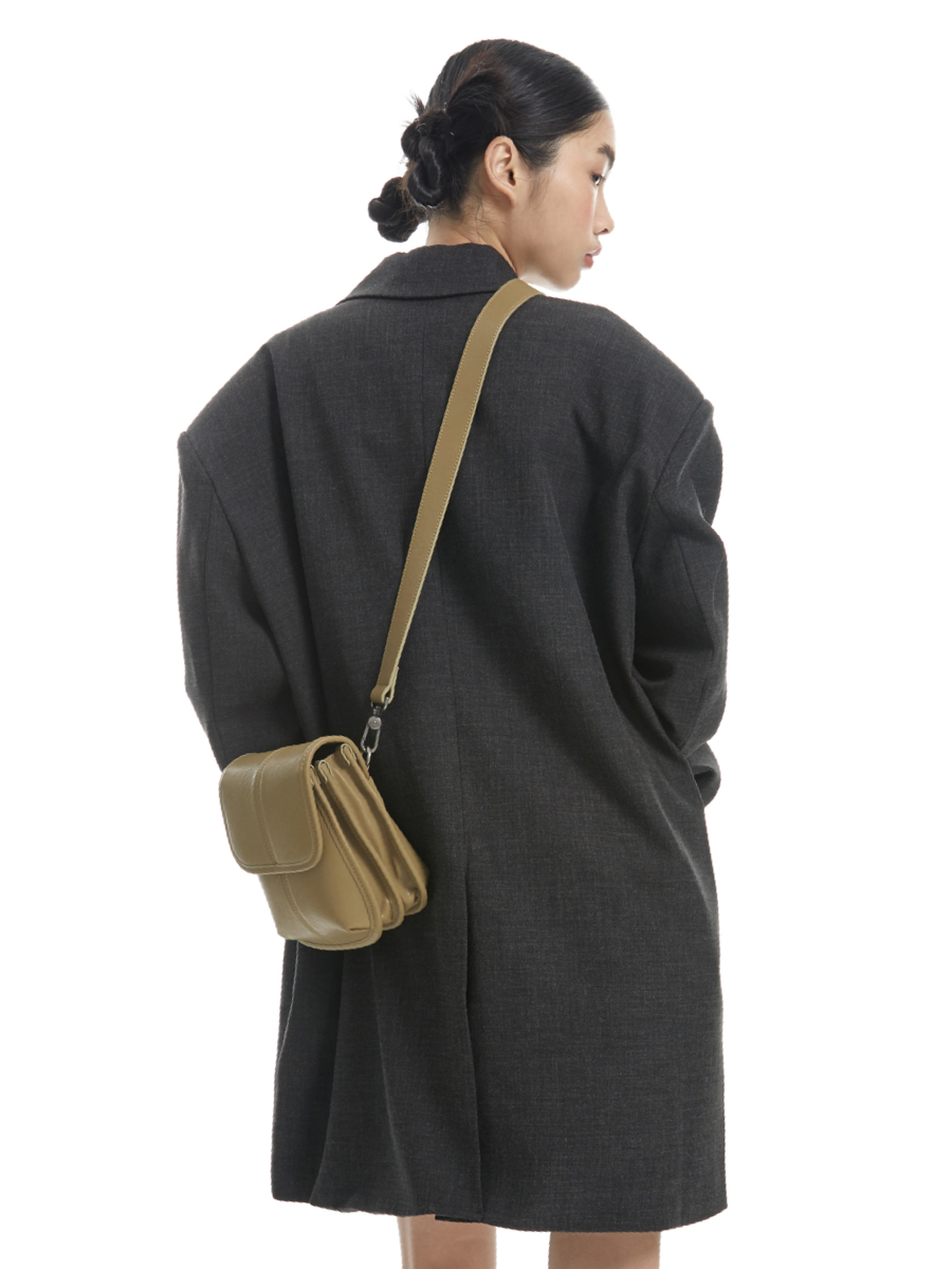 Vintage Accordion Saddle Bag - Leather Little Mike Design - Retro Italian Style - Chic Carryall for Everyday Use