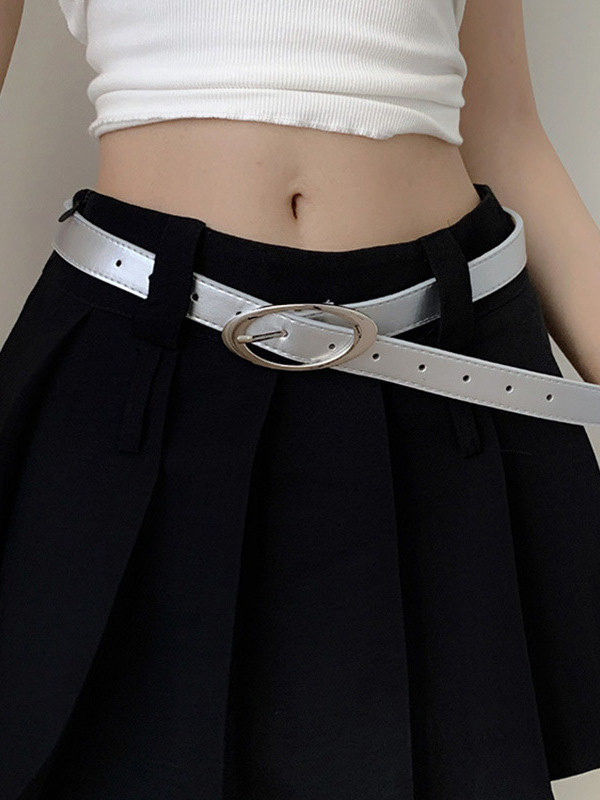 Vintage Distressed Leather Moon Belt for Women - Crescent Decoration Waist Belt in INS Style, Versatile for Skirts and Y2K Fashion
