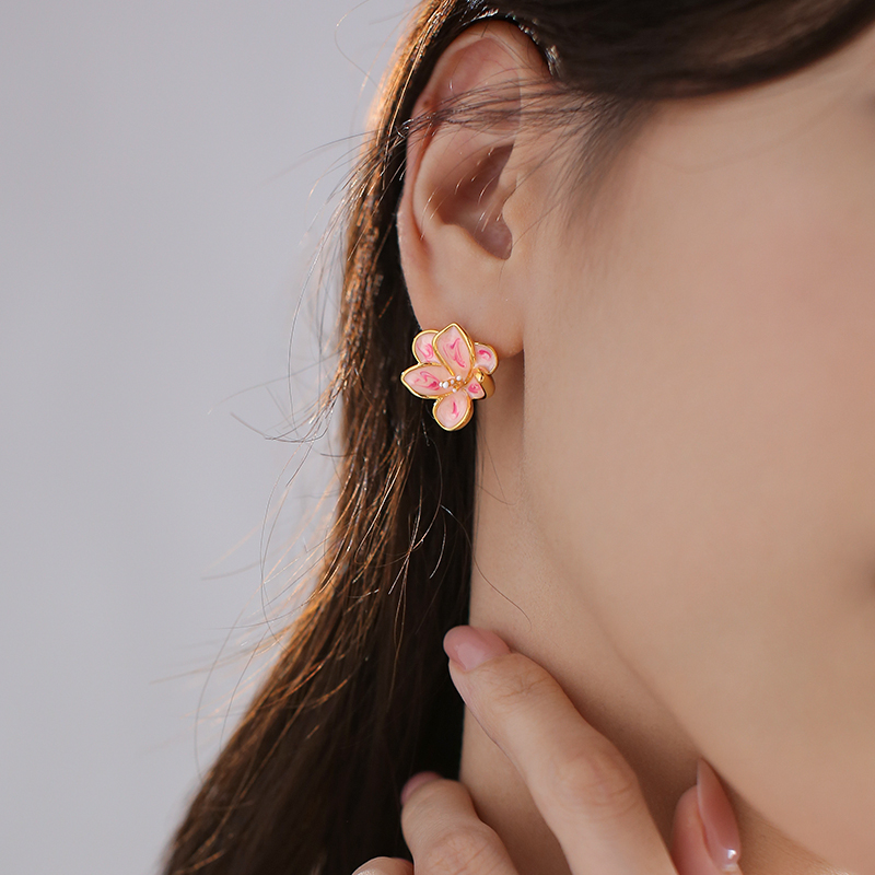Vintage Floral Enamel Stud Earrings for Women, Oil Painting Style, Light Luxury High-End Glazed Petals, Sweet Temperament Design