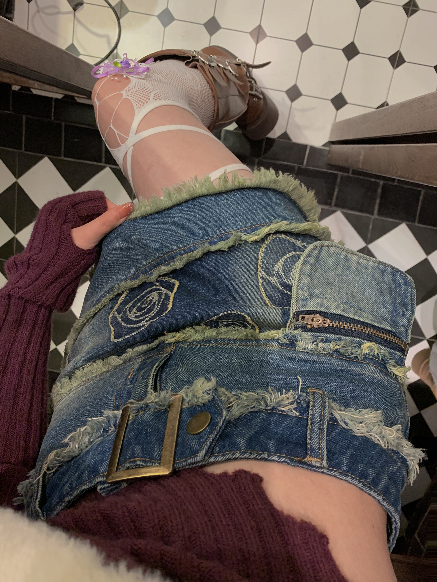 Vintage High-Waisted Denim Mini Skirt for Women, Retro Bodycon Style, Trendy Hot Girl Look for Spring Fashion