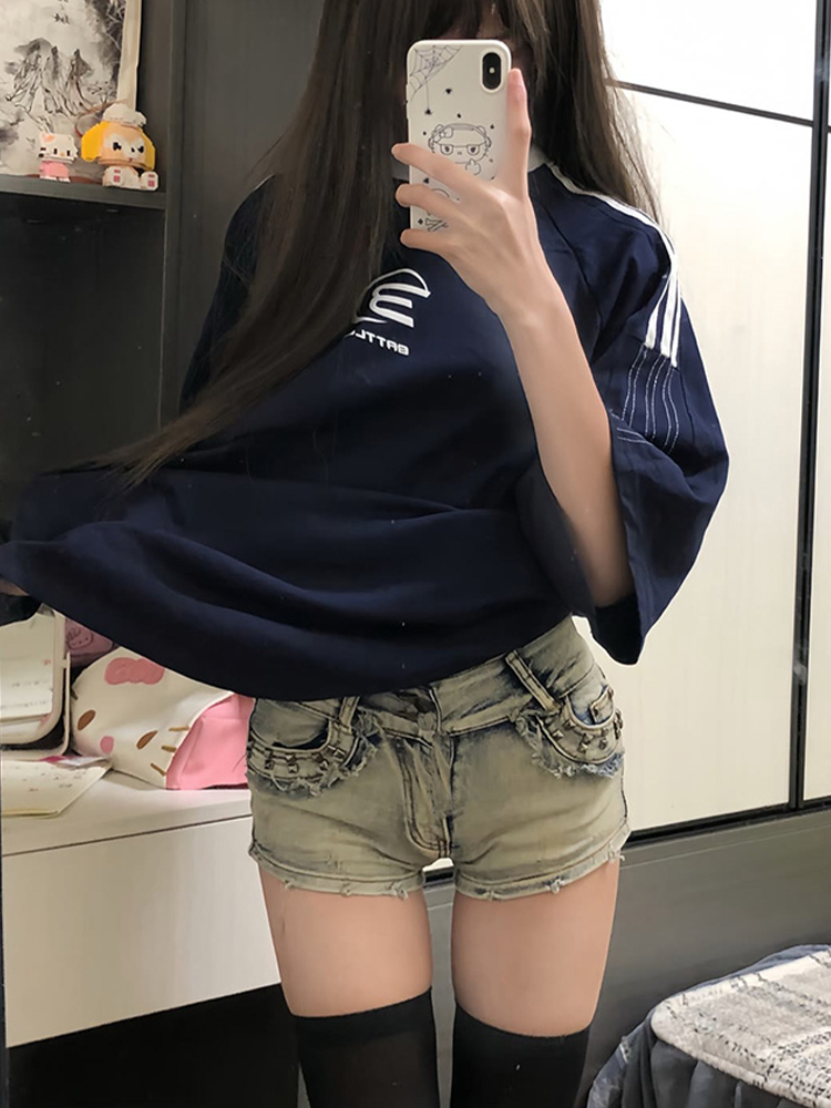 Vintage Rivet Denim Shorts for Women - Summer Slim Fit A-Line Bodycon Ultra-Short Hot Pants in American Style