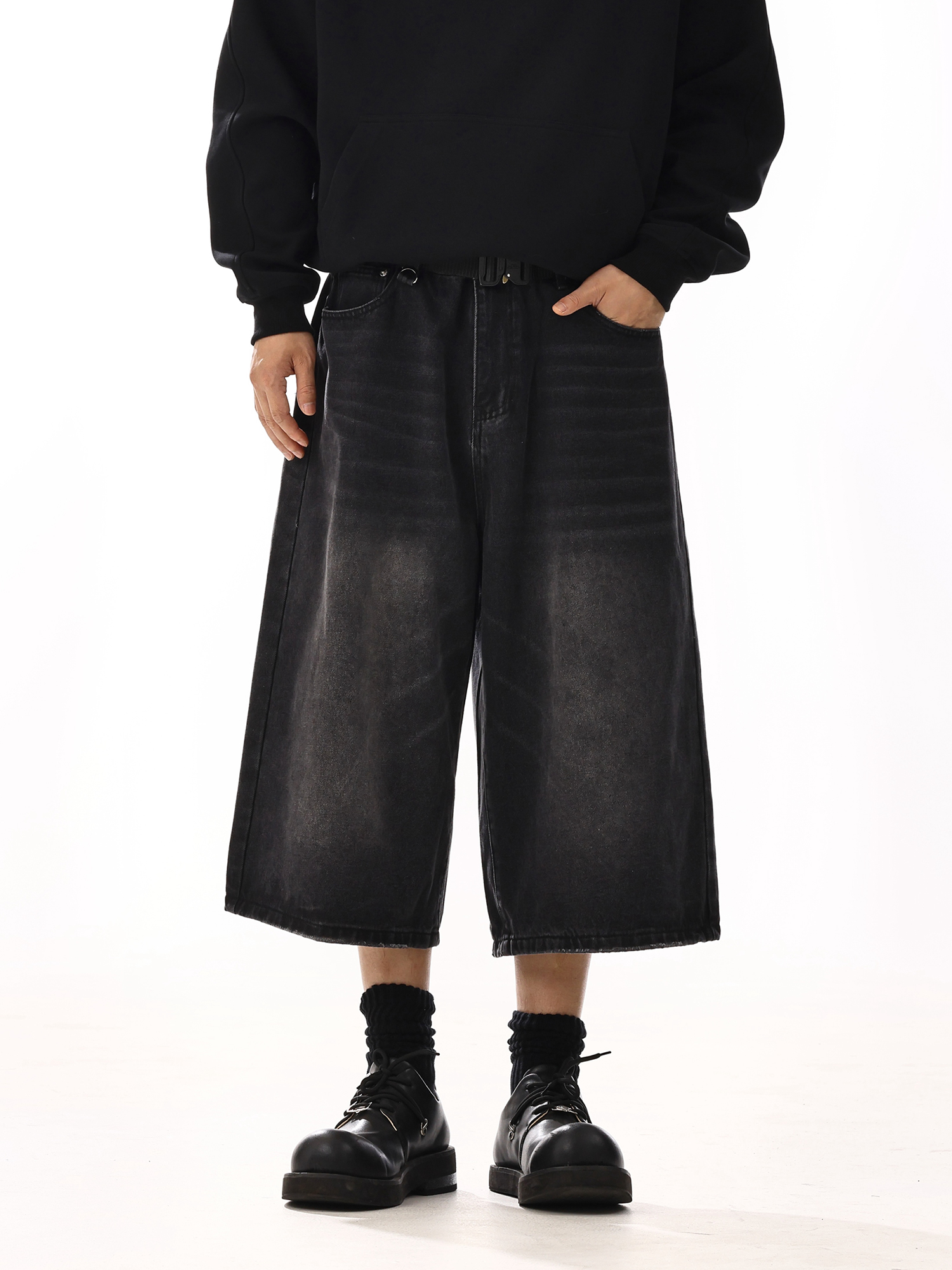 Vintage Washed High-End Loose Slim Straight Seven-Point Denim Shorts for Men and Women - Casual Summer Couple Style
