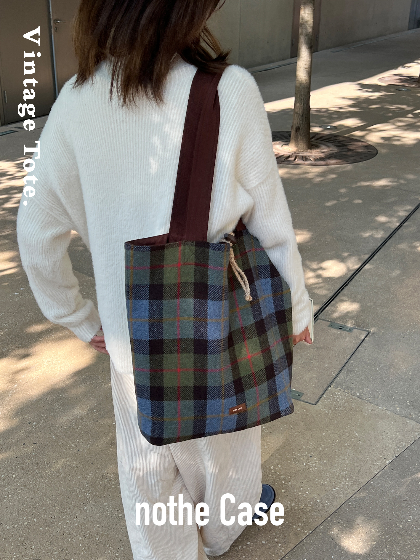 Vintage Wool Plaid Large Capacity Tote Bag - Niche Commuter Shoulder Bag for Effortless Style and Everyday Use