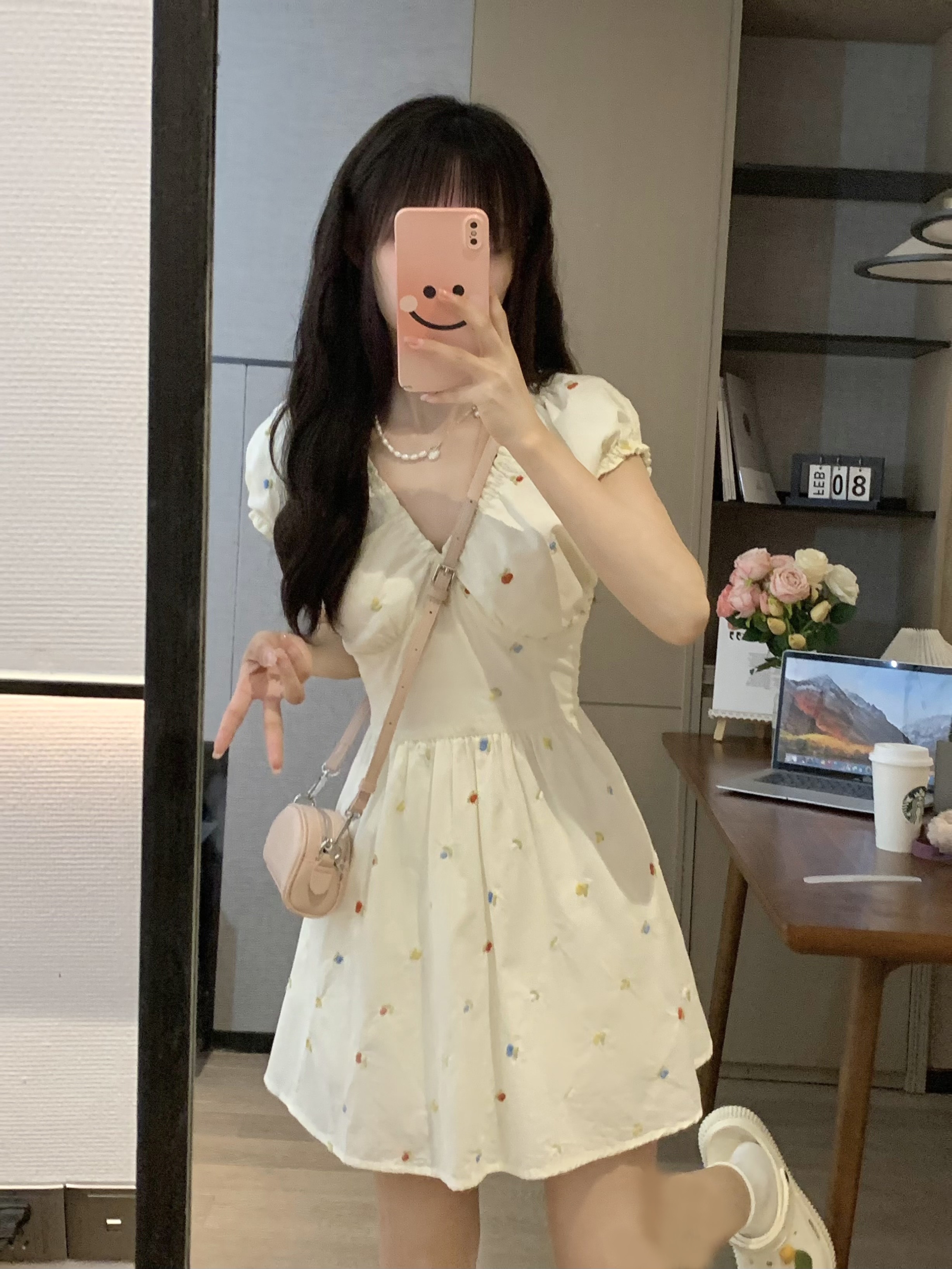 Waist-Defined French Dress with Dopamine Design for Spring Summer Beach Vacation Style