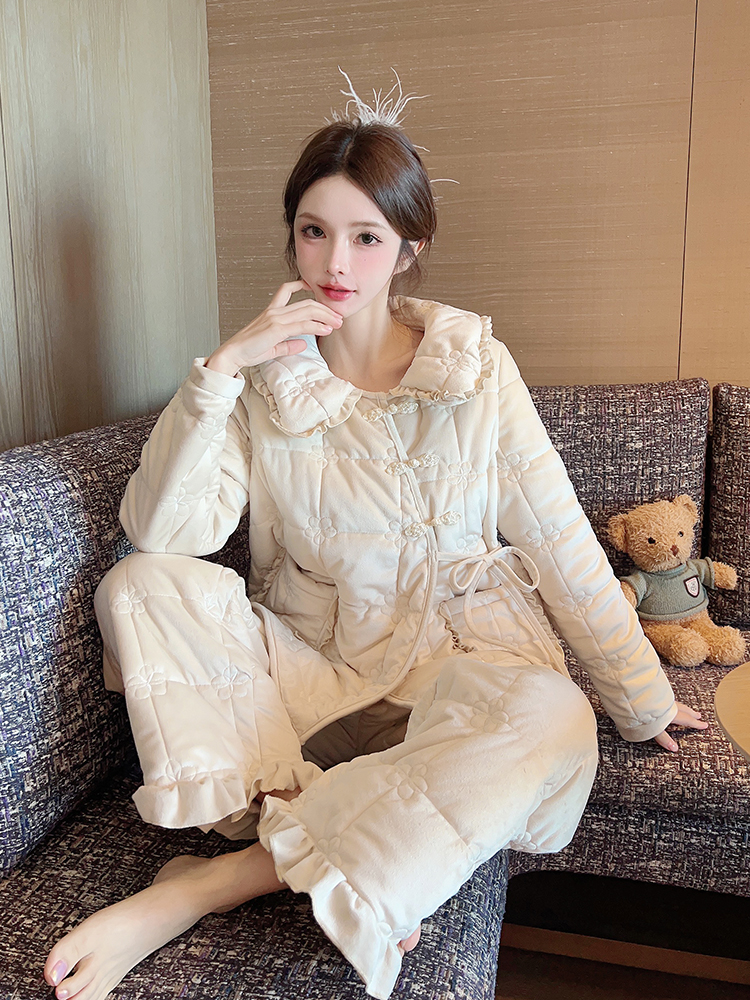 Winter Women's Three-Layer Quilted Coral Fleece Robe and Pajama Set - Thickened Warm Homewear 2025
