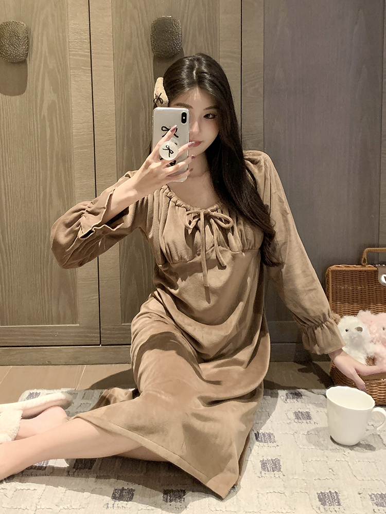 Women's Double-Sided Fleece Pajamas - Cute Princess Style Long Nightgown with Chest Pads for Autumn & Winter Comfort