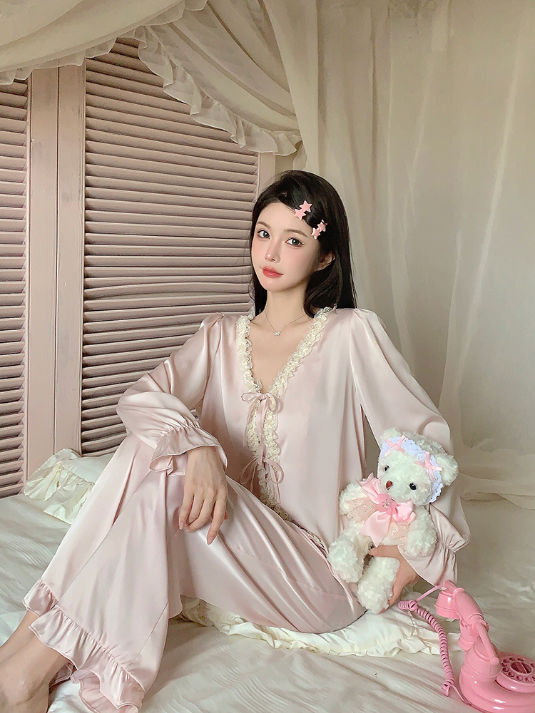 Women's Ice Silk Long Sleeve Pajama Set with Lace, Sexy Homewear for Spring and Autumn, Versatile for Summer Outings