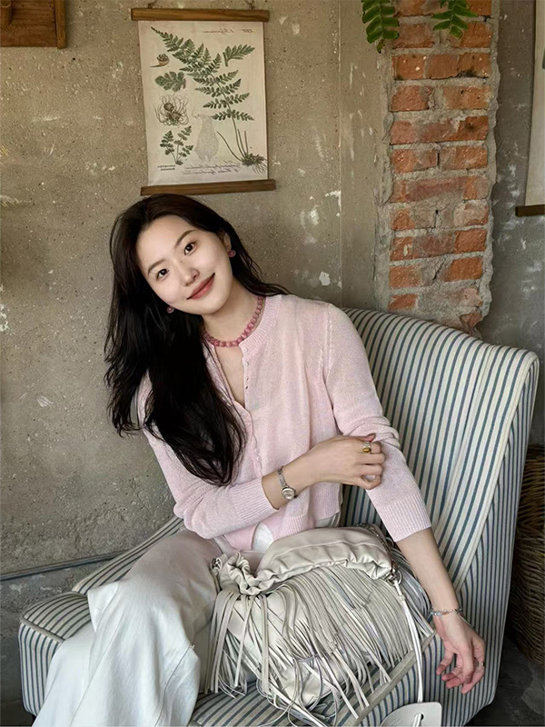 Women's Summer Elegant Cardigan - High-End Sun Protection with Twisted Flower Placket and Round Neck Design