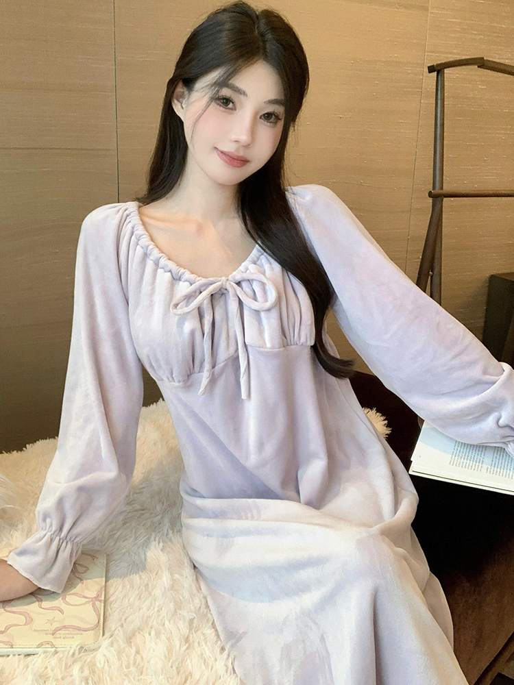 Women's Velvet Long Sleeve Nightgown - Cozy Flannel Pajamas & Coral Fleece Robe for Autumn Winter Comfort