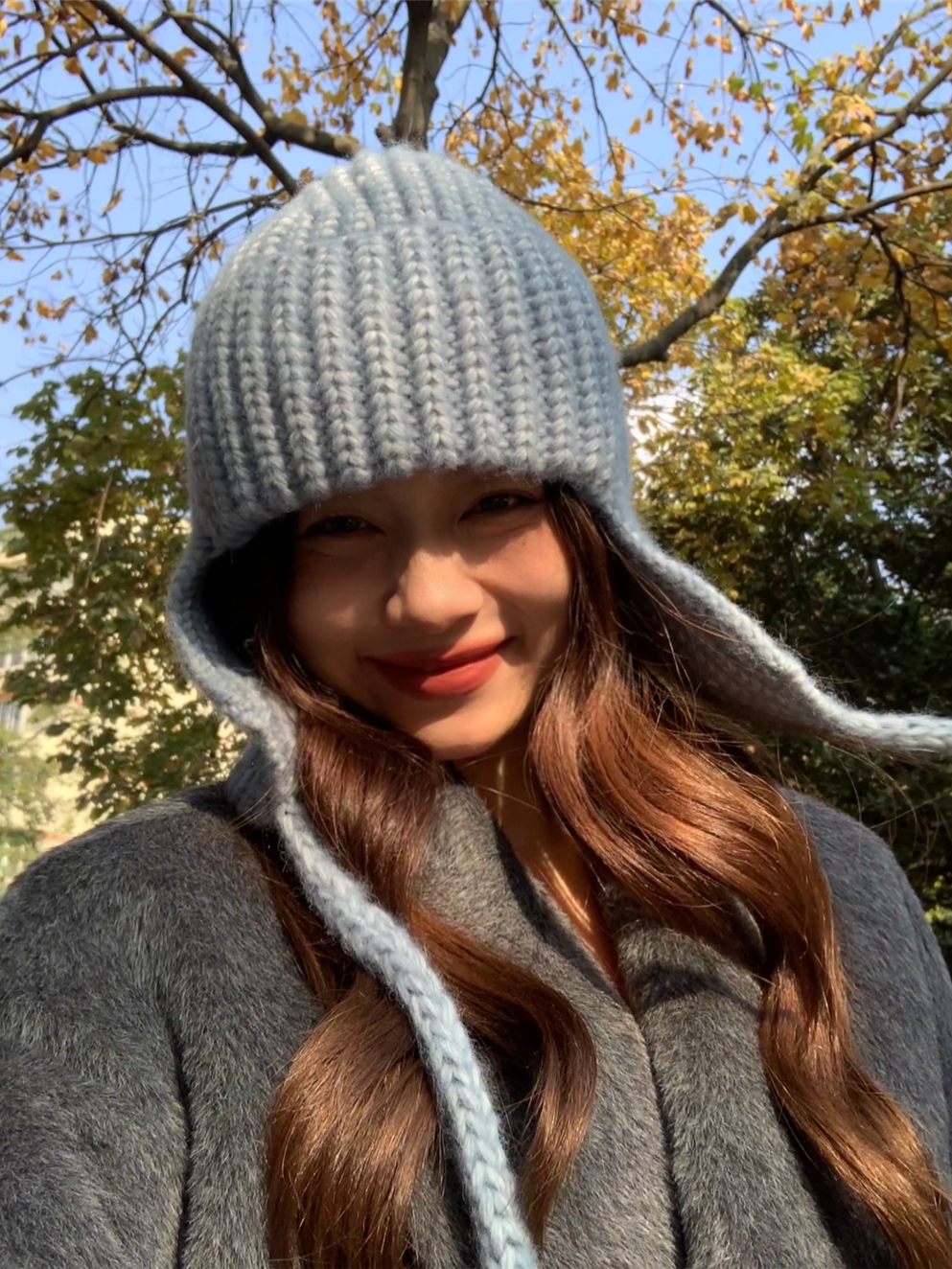 Women's Winter Korean Warm Thick Wool Ear-Flap Flying Hat, Cold-Resistant Knitted Lei Feng Style with Face-Shaping Design