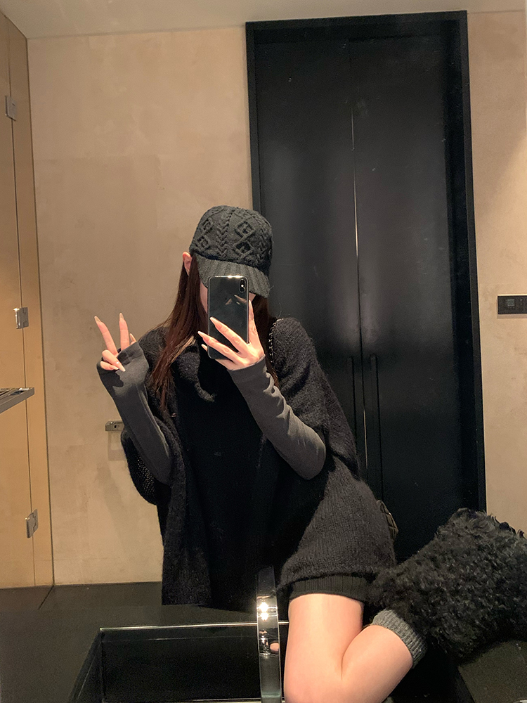 Wool Cape Vest High Neck Knitted Sweater and Shorts Set - Winter Slim Fit Fashion for Cozy Layering