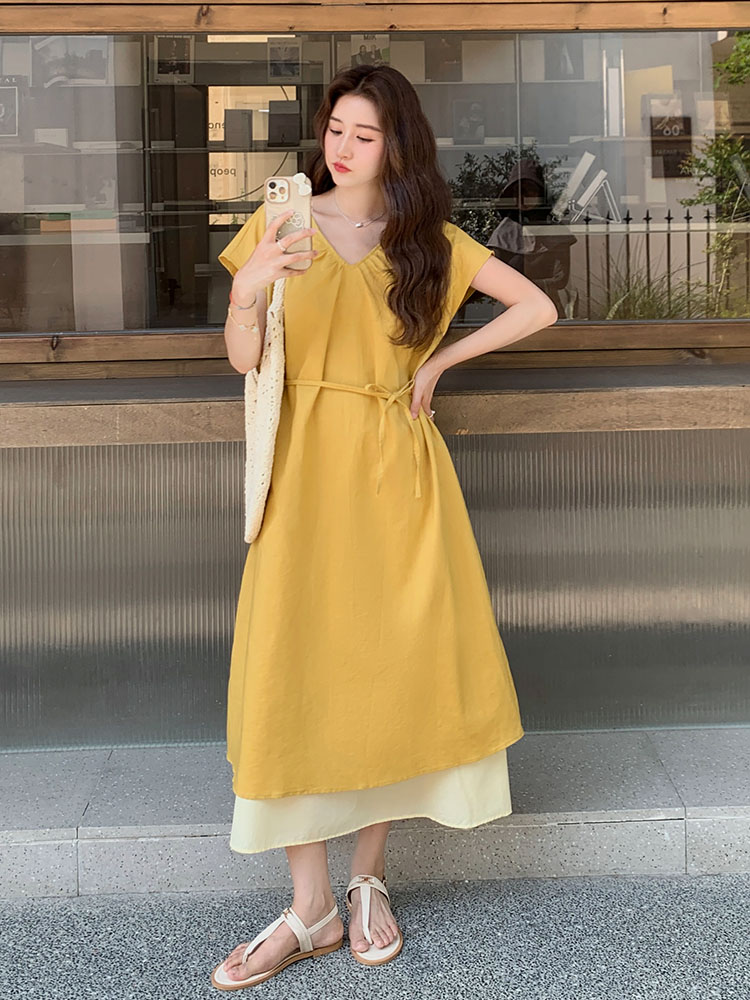 Yellow Color-Blocked V-Neck A-Line Dress for Women â€“ 2025 Summer Japanese Style High-End Artistic Temperament